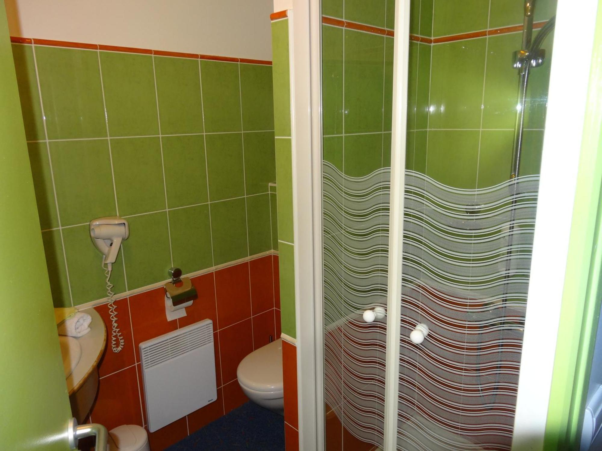 Hotel Du Lac Treignac الغرفة الصورة
