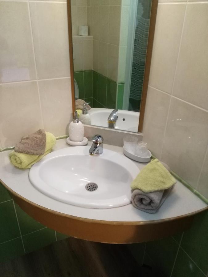 Hotel Du Lac Treignac الغرفة الصورة
